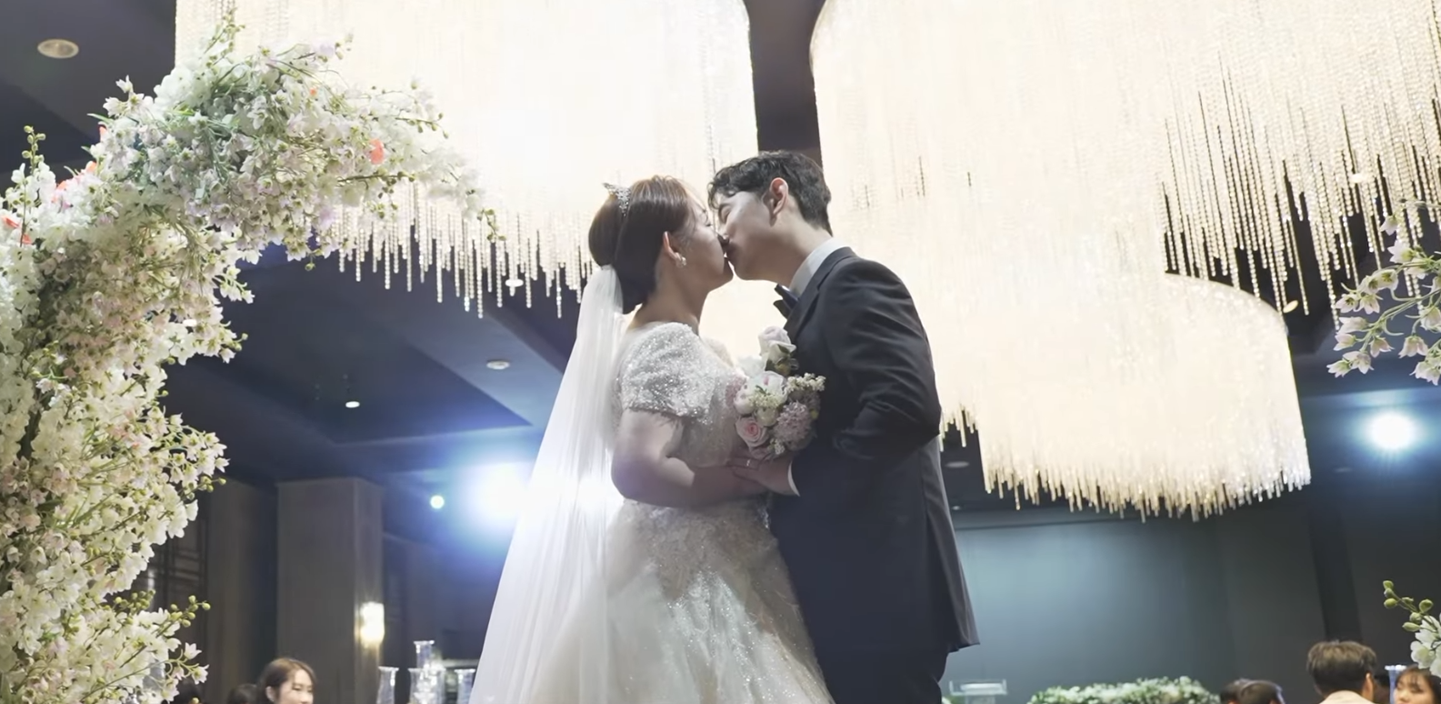미래웨딩캐슬 하이라이트 영상 썸네일